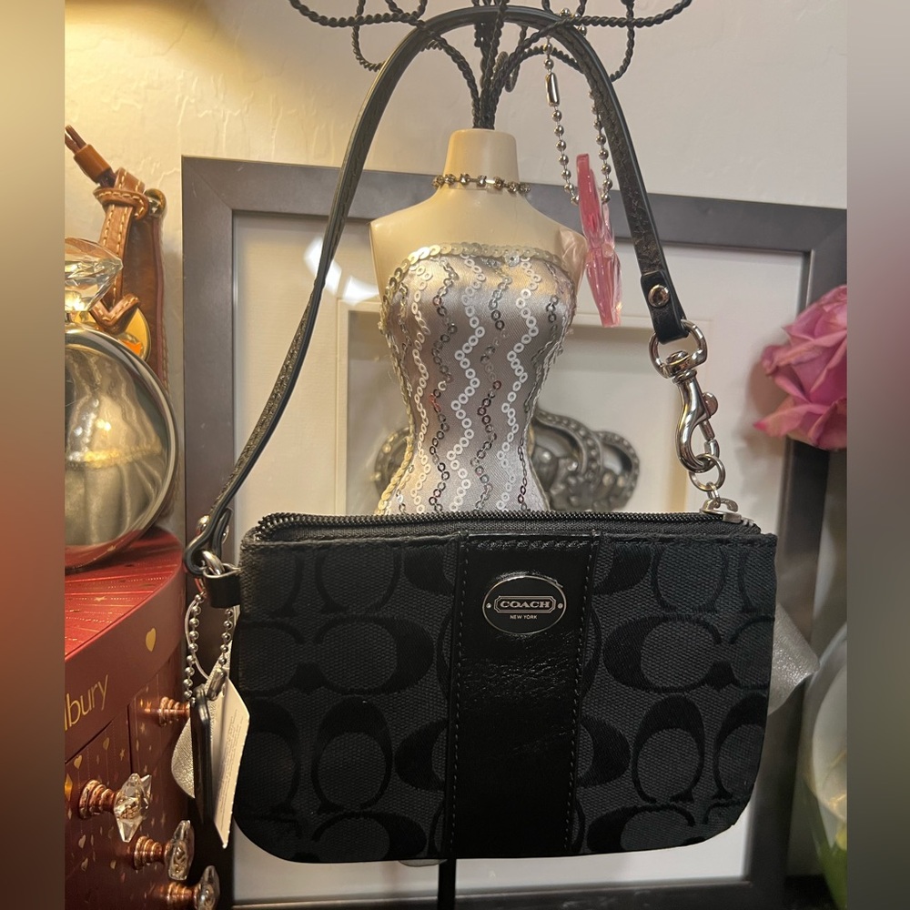 Coach Black Signature C Wristlet